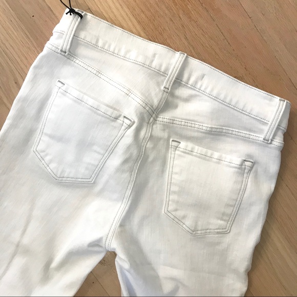 NWT JBrand Maude Cigarette jeans - Picture 3 of 5